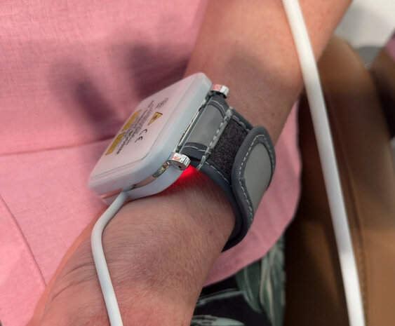 HYDRO 4 HEALTH®| 4500PRO | Waterstof inhalatie therapie apparaat (+ATP polsband)